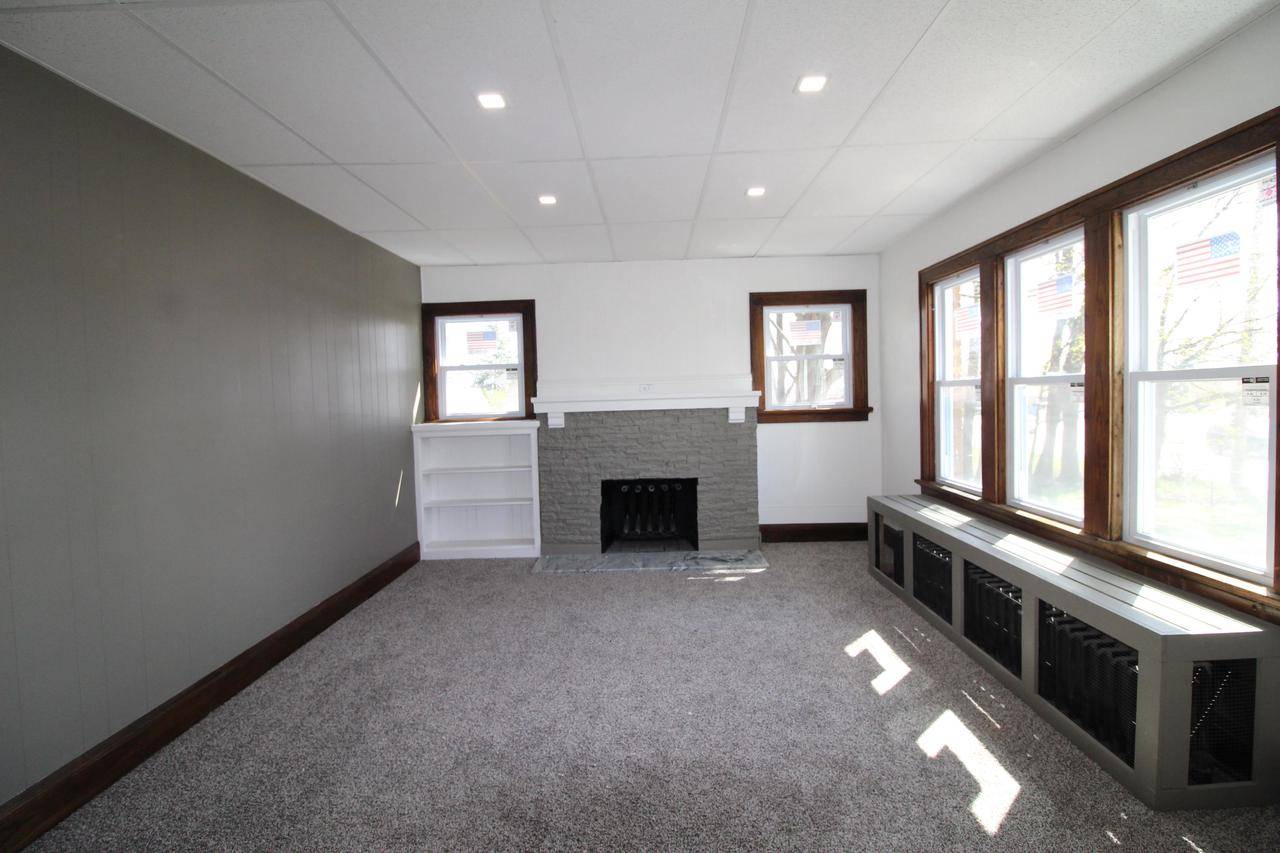 Kenosha, WI 53142,4416 75th STREET