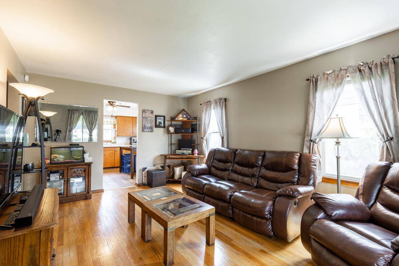 Kenosha, WI 53140,4103 29th AVENUE