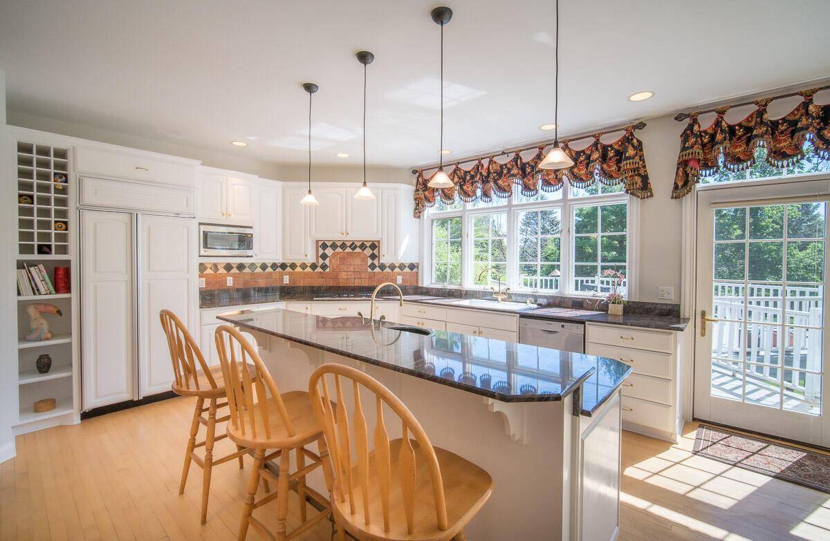Pewaukee, WI 53072-4267,W303N3244 Timber Hill COURT