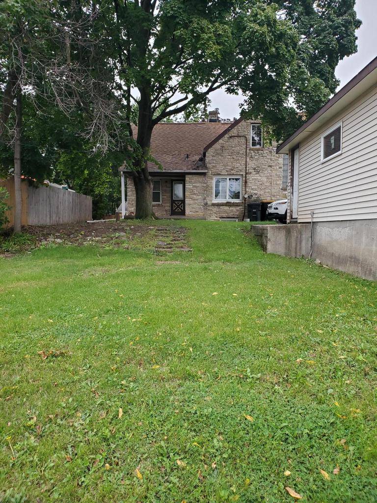 Wauwatosa, WI 53222,9807 W Sarasota PLACE