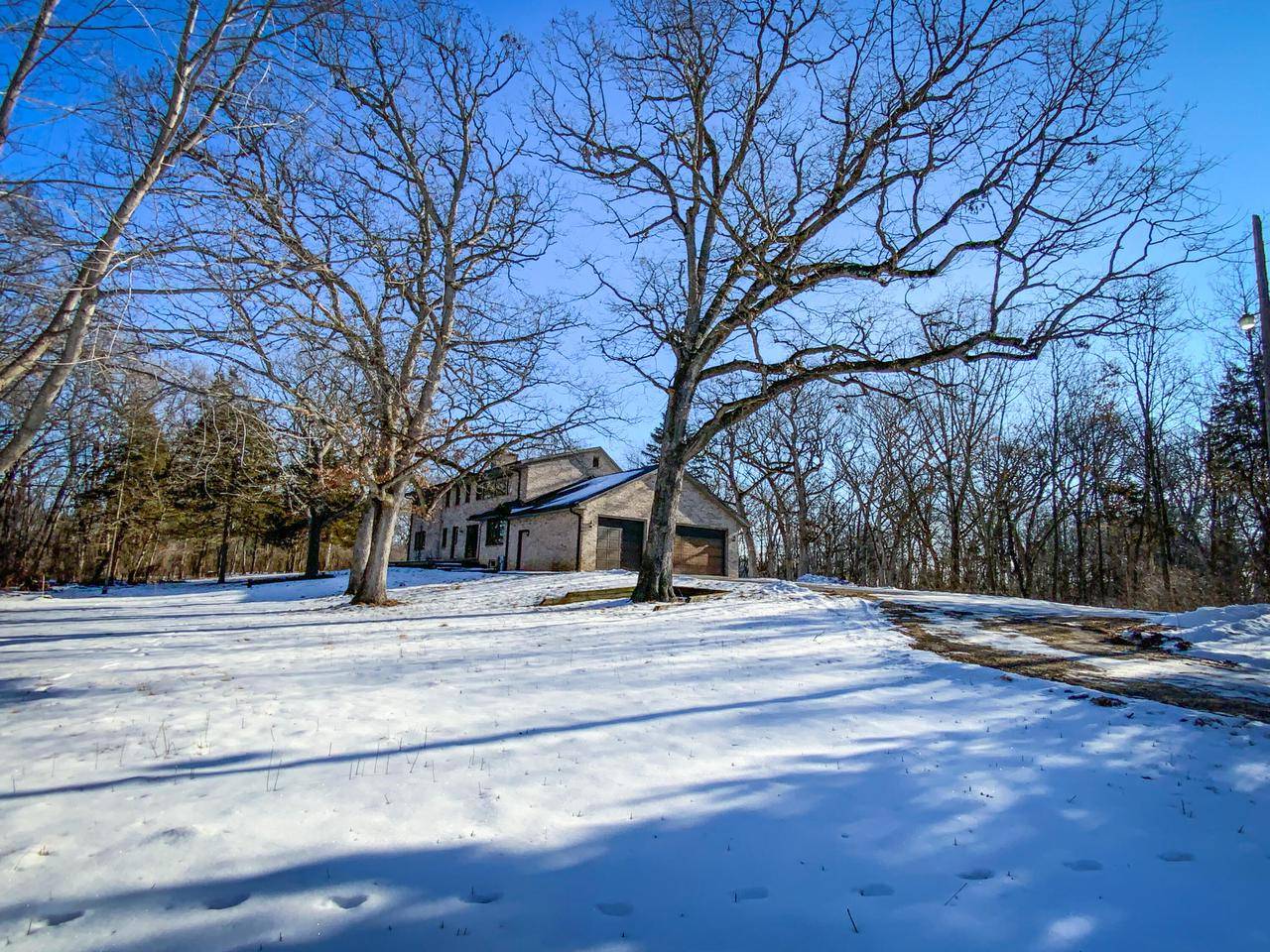 Kansasville, WI 53139-9754,26800 Durand Ave
