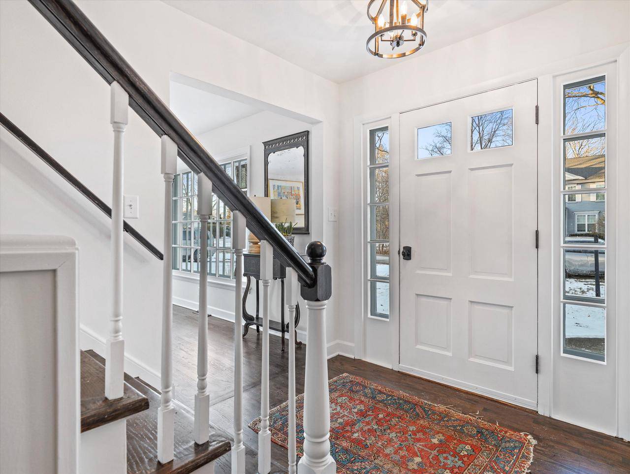 Fox Point, WI 53217-3913,231 E Fox Dale ROAD