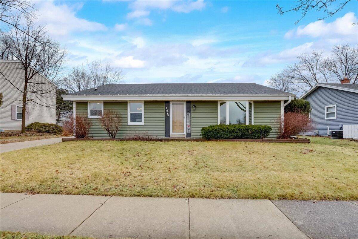 Waukesha, WI 53189-7151,1829 Fox River PARKWAY