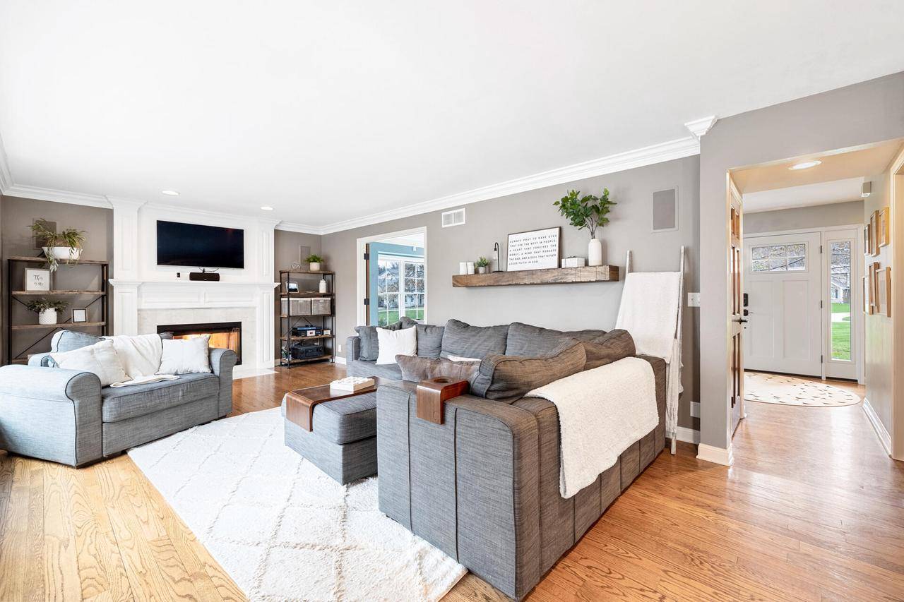 Hubertus, WI 53033-9405,1012 Elmwood Way COURT