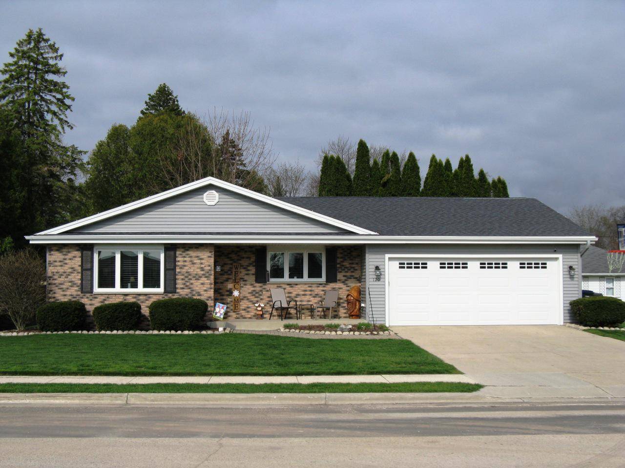 Oostburg, WI 53070-1430,120 S 7th STREET