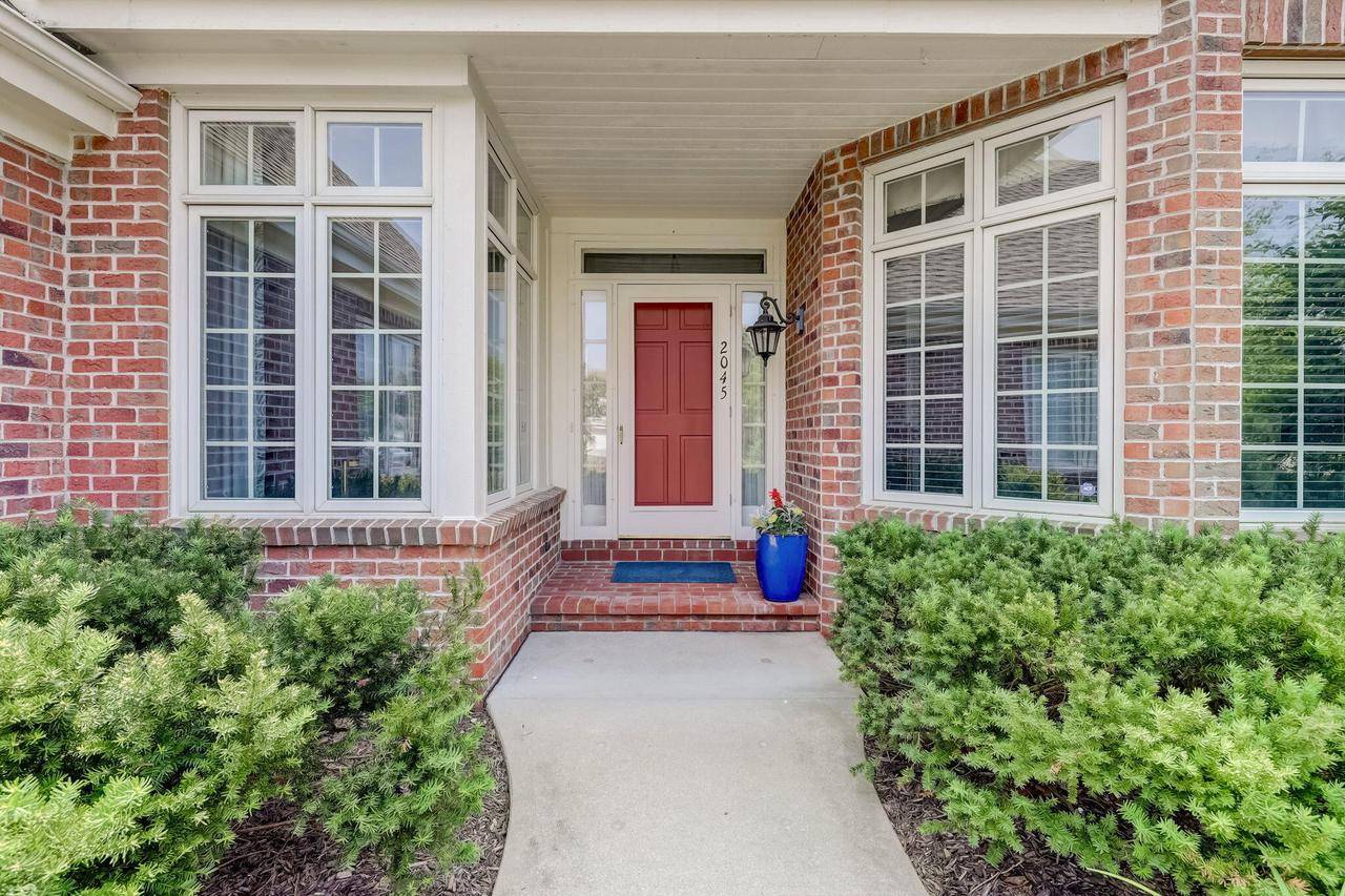Mequon, WI 53092-5575,2045 W Hidden Reserve CIRCLE