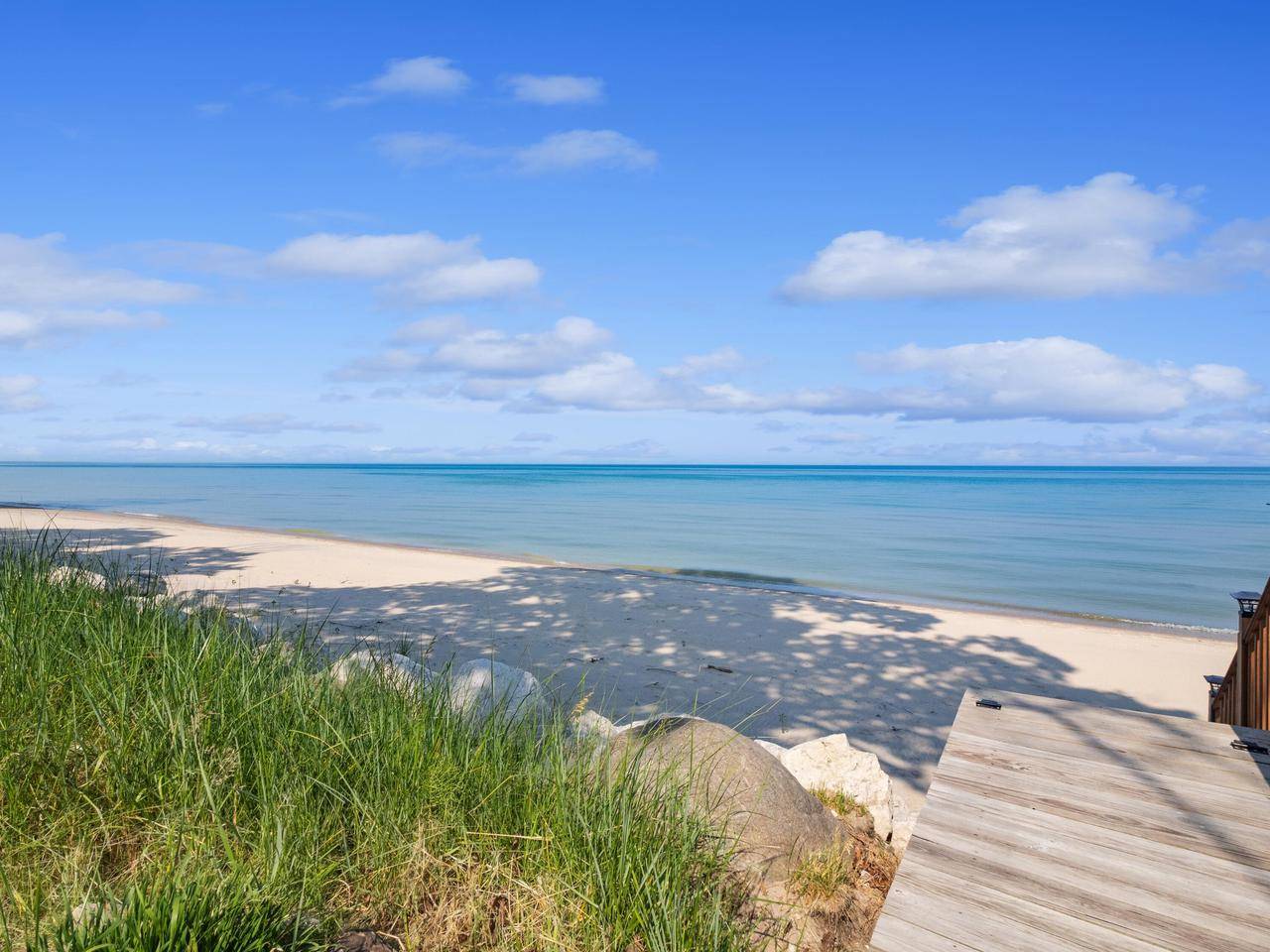 Cedar Grove, WI 53013-1526,6576 Silver BEACH N #6577