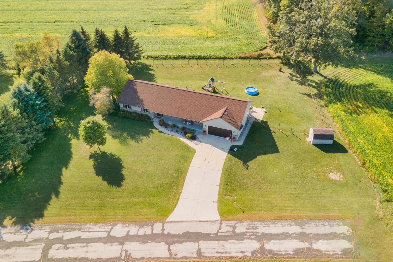 Oostburg, WI 53070-2135,N2994 Sunset DRIVE