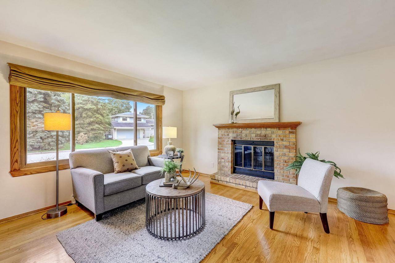 Greendale, WI 53129-2552,6004 Oriole LANE