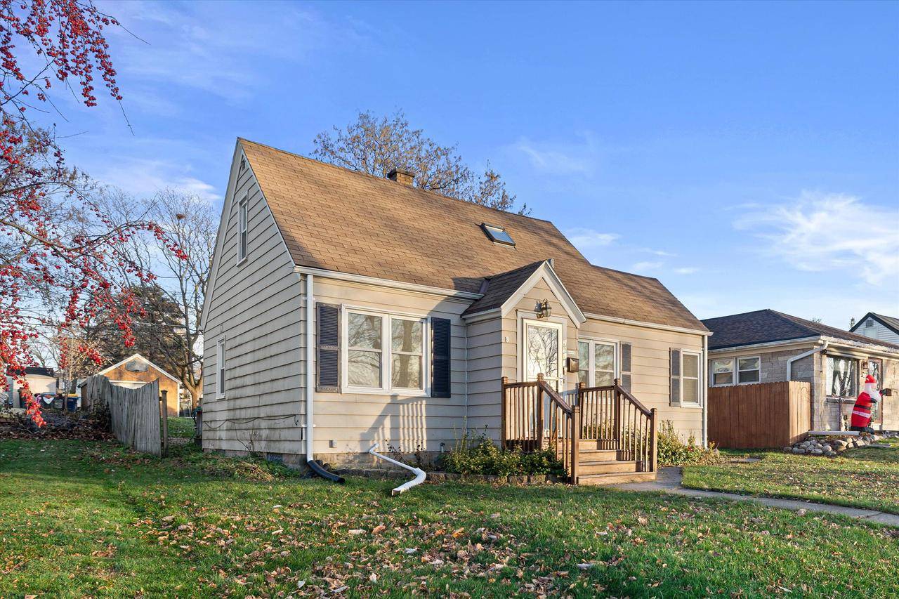West Allis, WI 53227-3614,2918 S 95th STREET