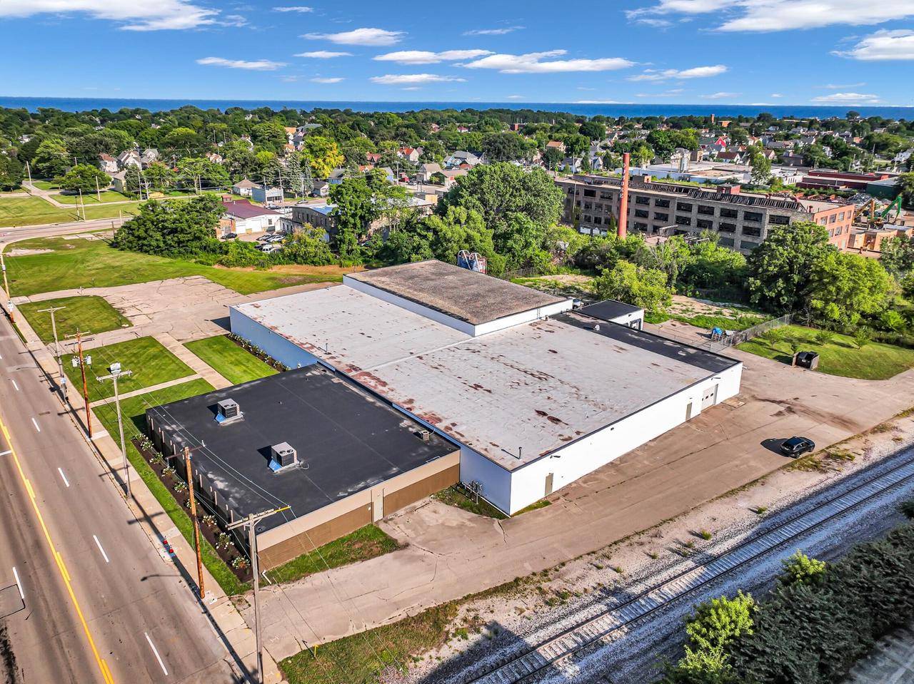 Racine, WI 53403-2211,1325 16th STREET