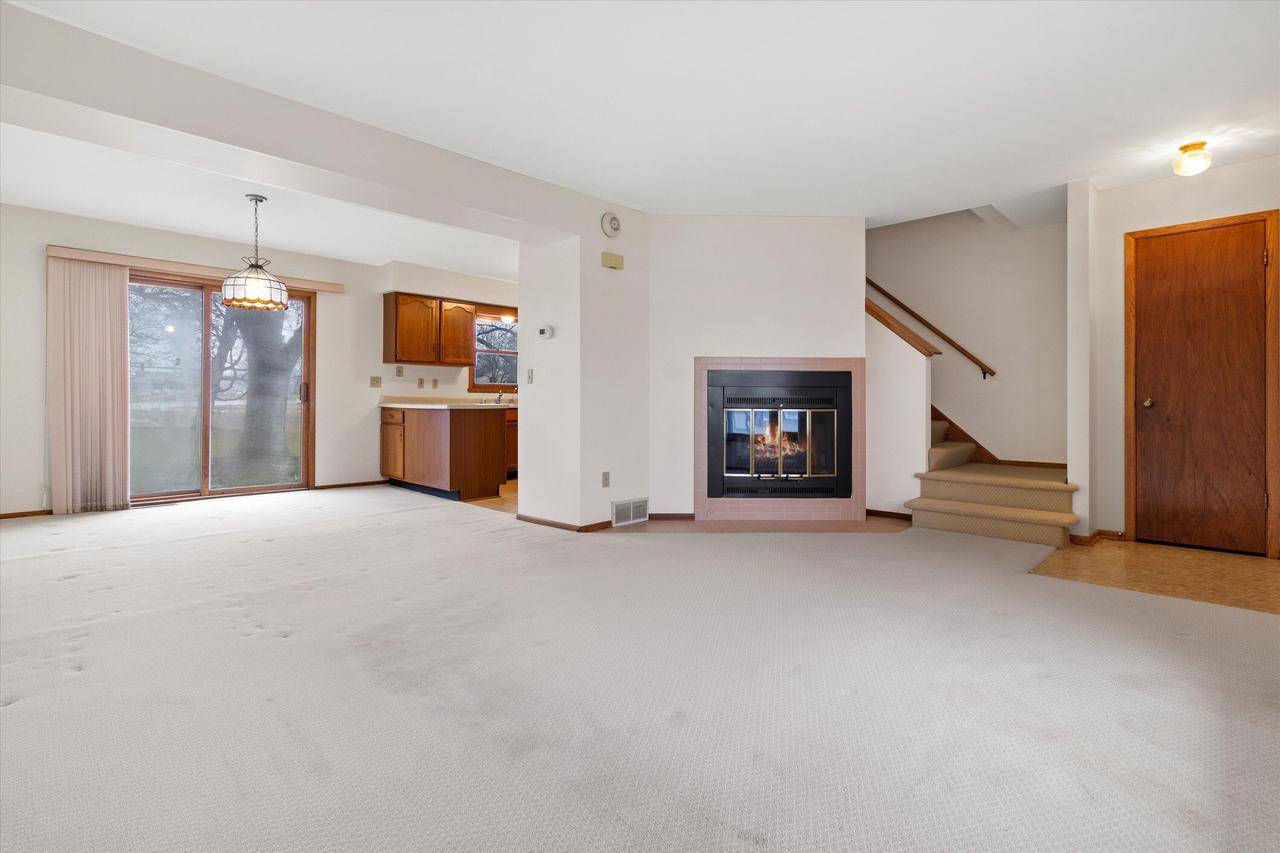 Greendale, WI 53129,6553 Radburn LANE