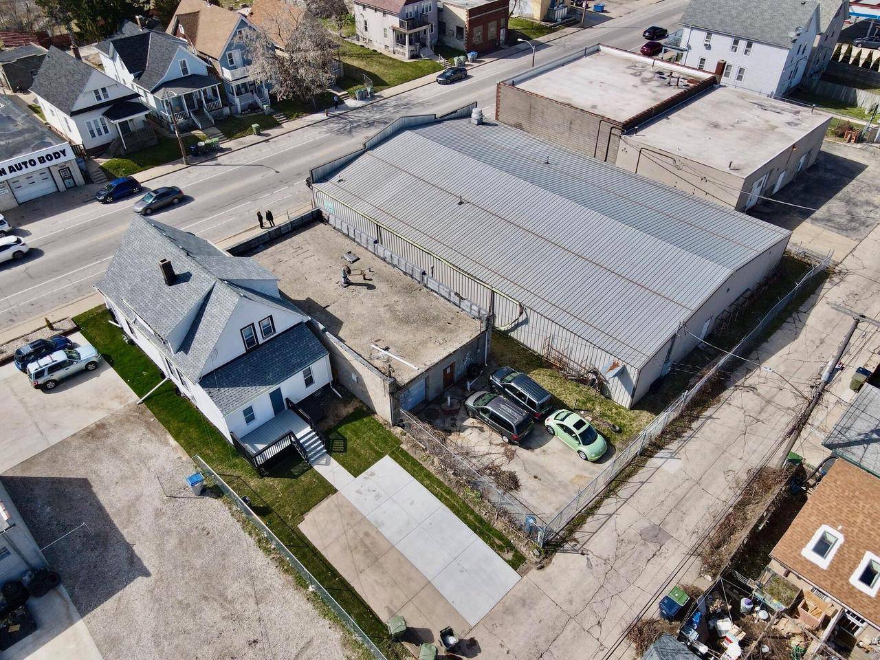 Milwaukee, WI 53212,3434 N Holton STREET