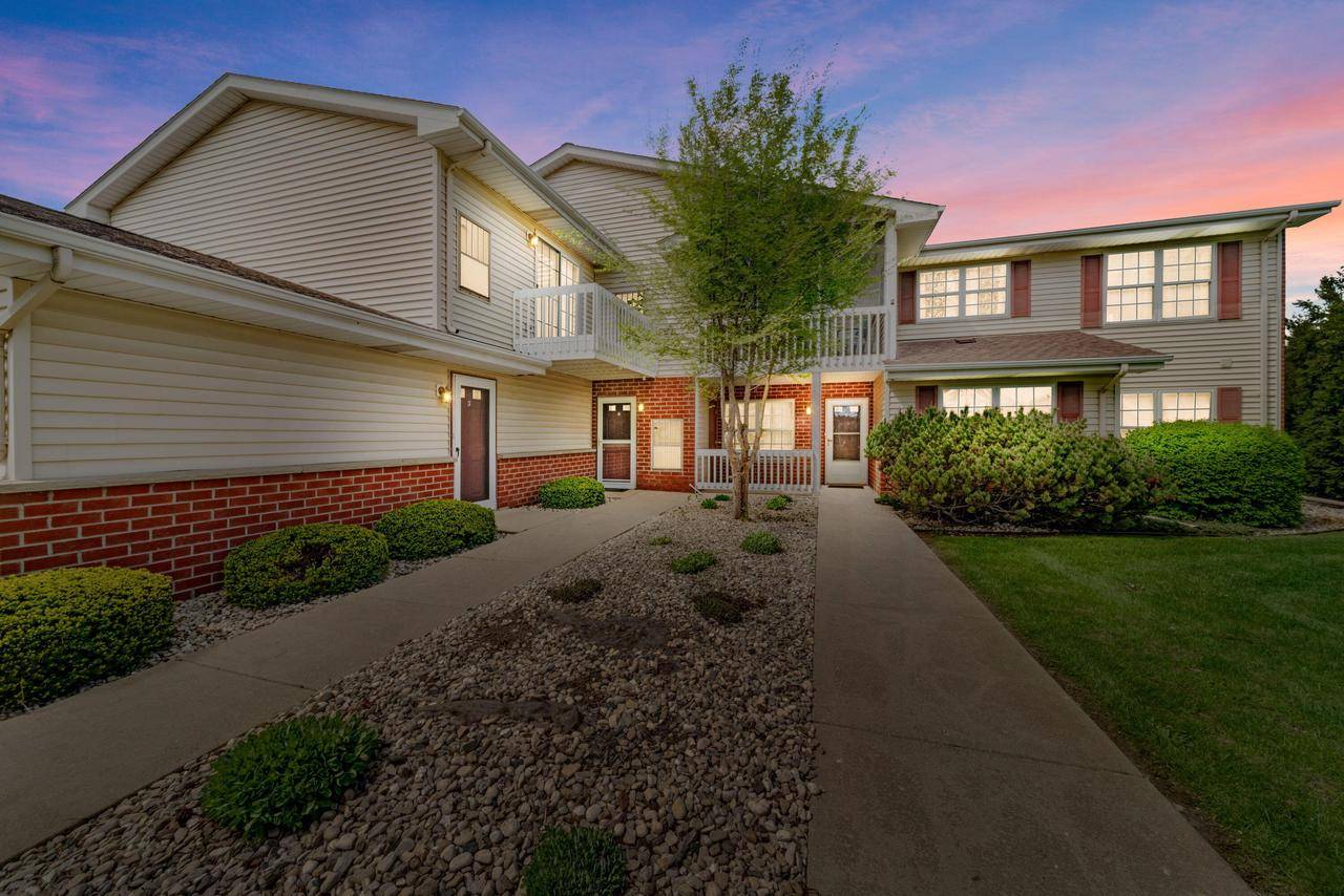 Salem, WI 53168-8938,24821 87th STREET #4