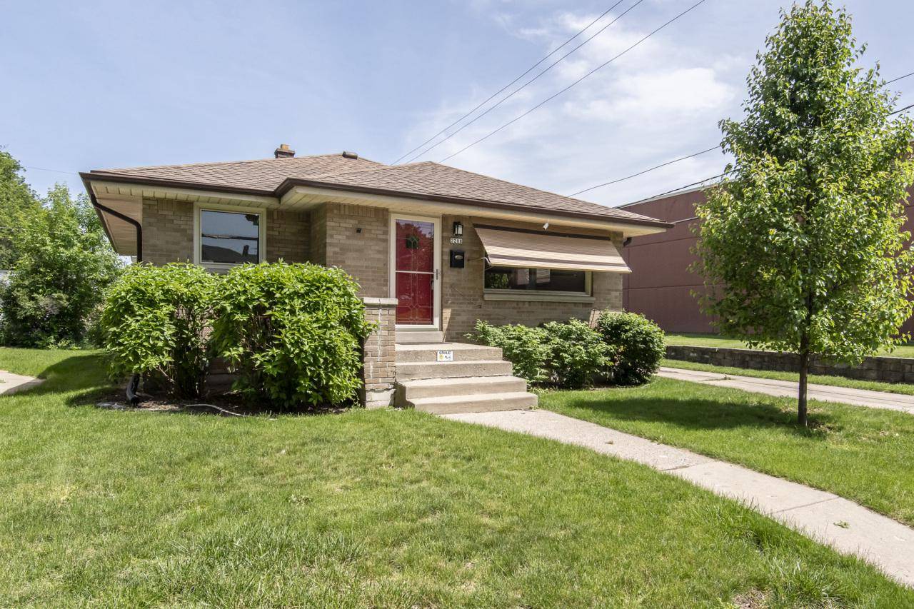 West Allis, WI 53227-1116,2208 S 110th STREET