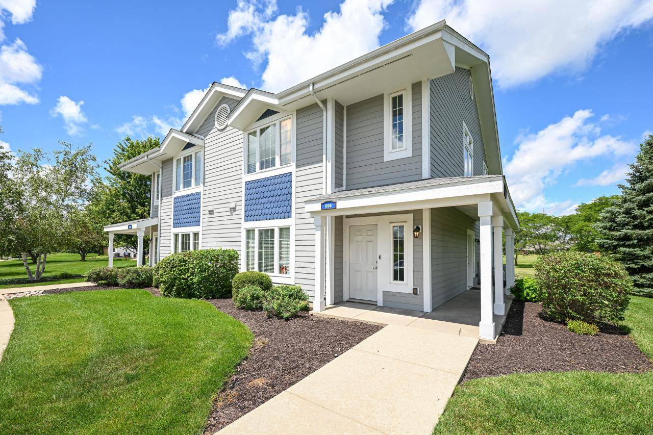 Lake Geneva, WI 53147-0926,698 Geneva National AVENUE N #06-28