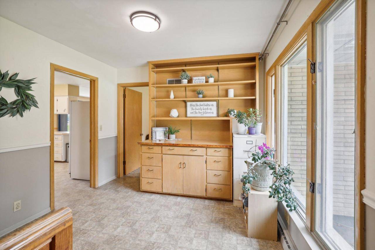 Lake Mills, WI 53551,614 S Ferry DRIVE