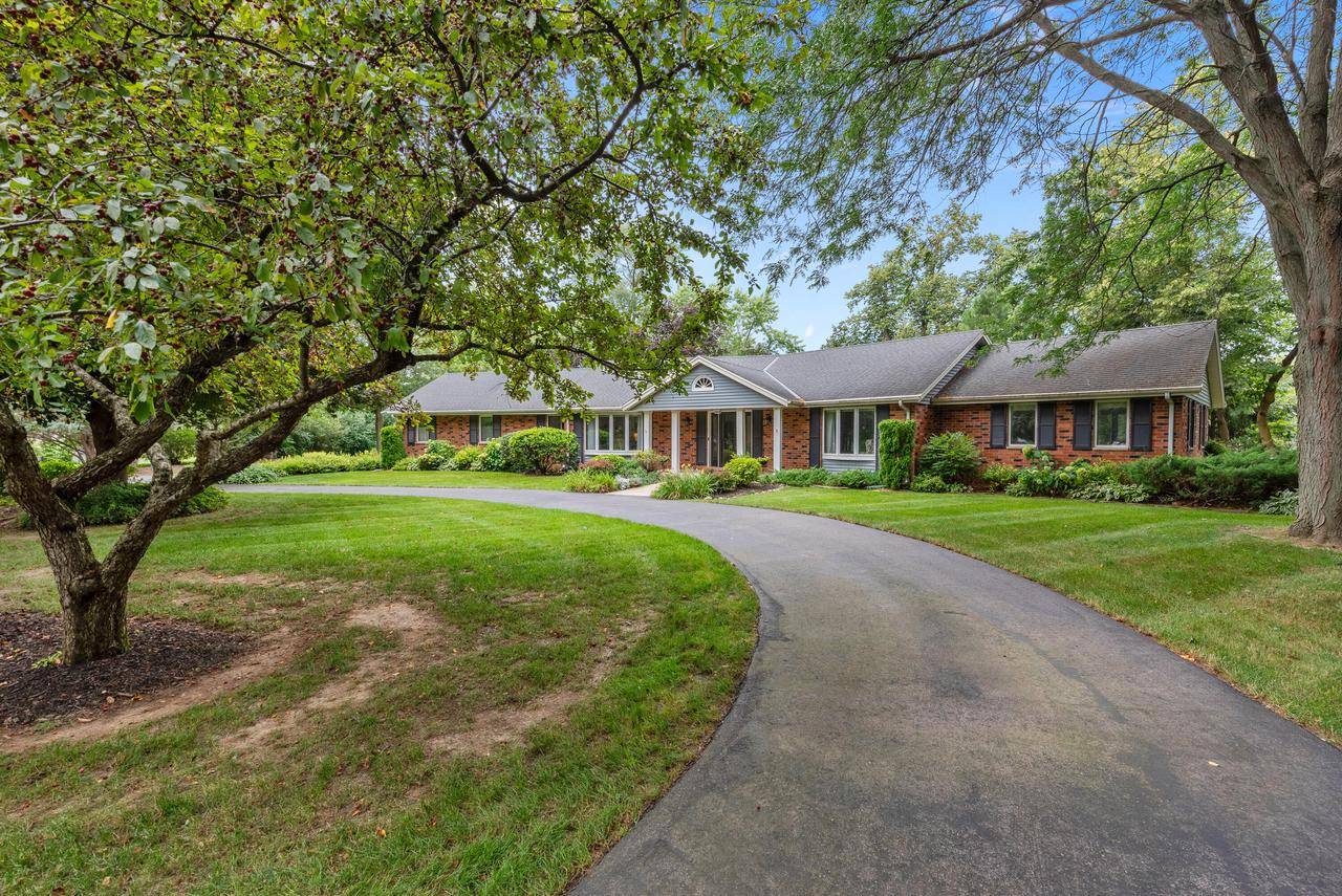 Colgate, WI 53017-9353,158 Linda LANE