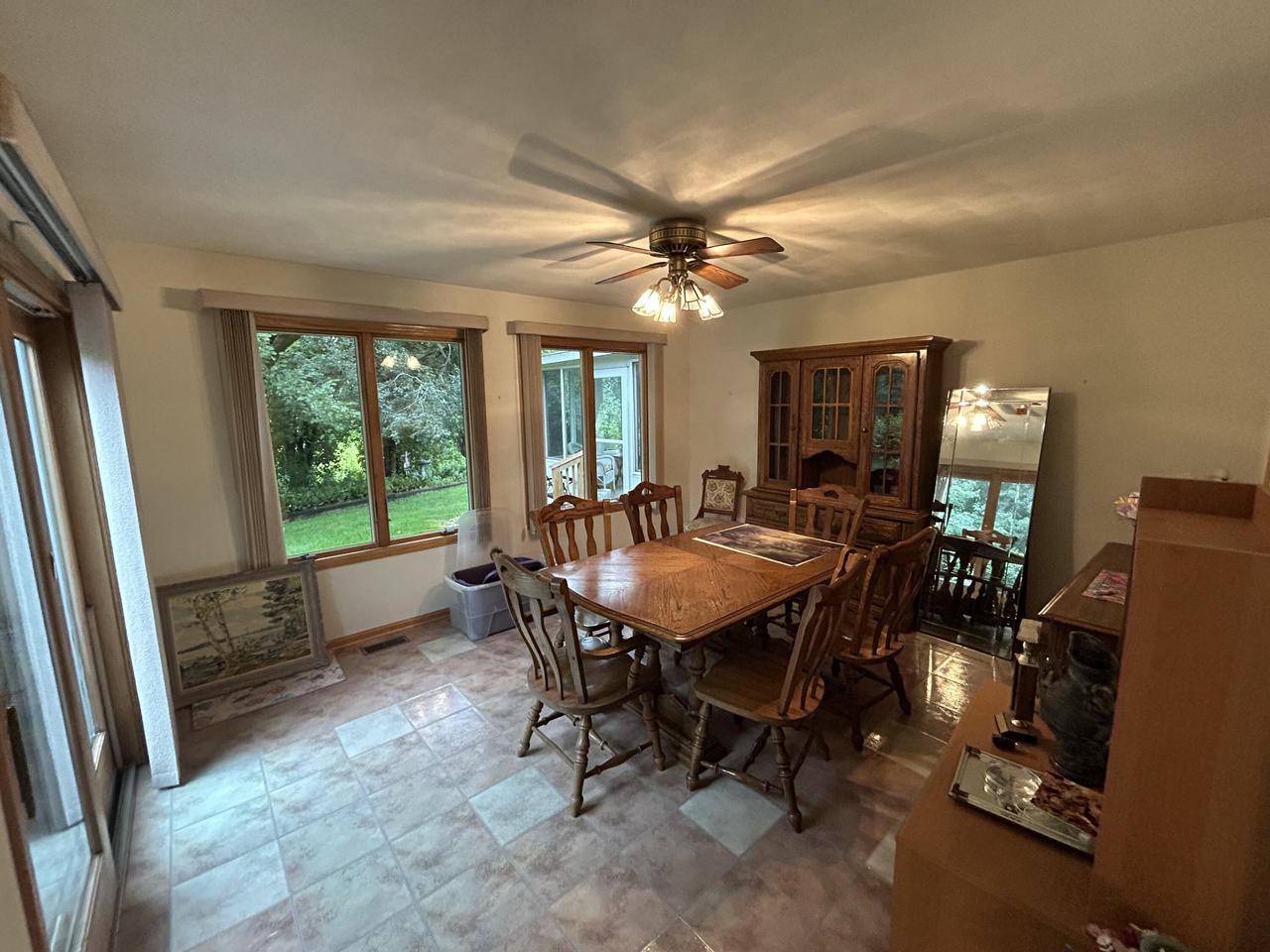 Delavan, WI 53115,642 Westbury LANE #18