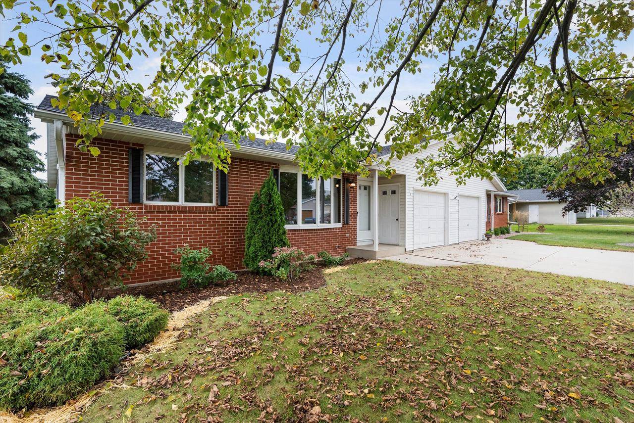 Cedar Grove, WI 53013,218 W Willow AVENUE