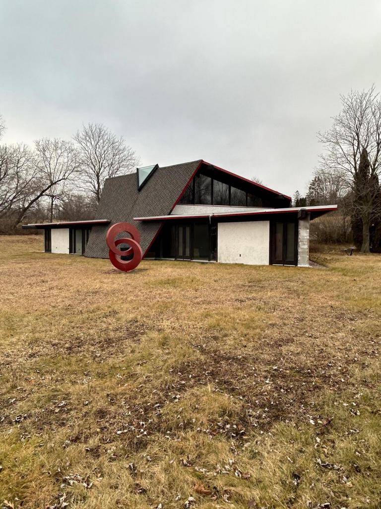 Cedarburg, WI 53012-9778,7107 Cedar Creek ROAD