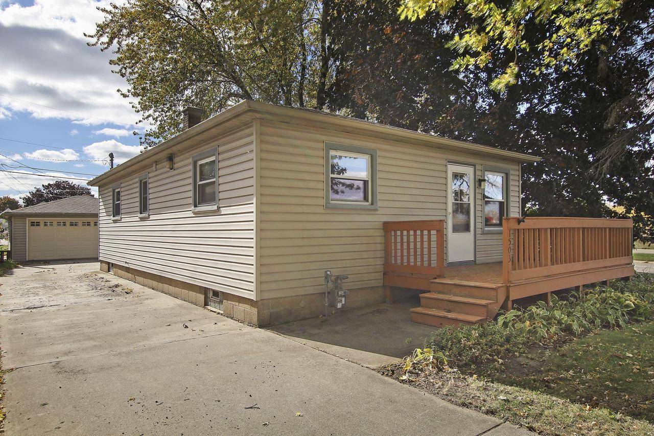 Mount Pleasant, WI 53403-3660,1503 Lawndale AVENUE