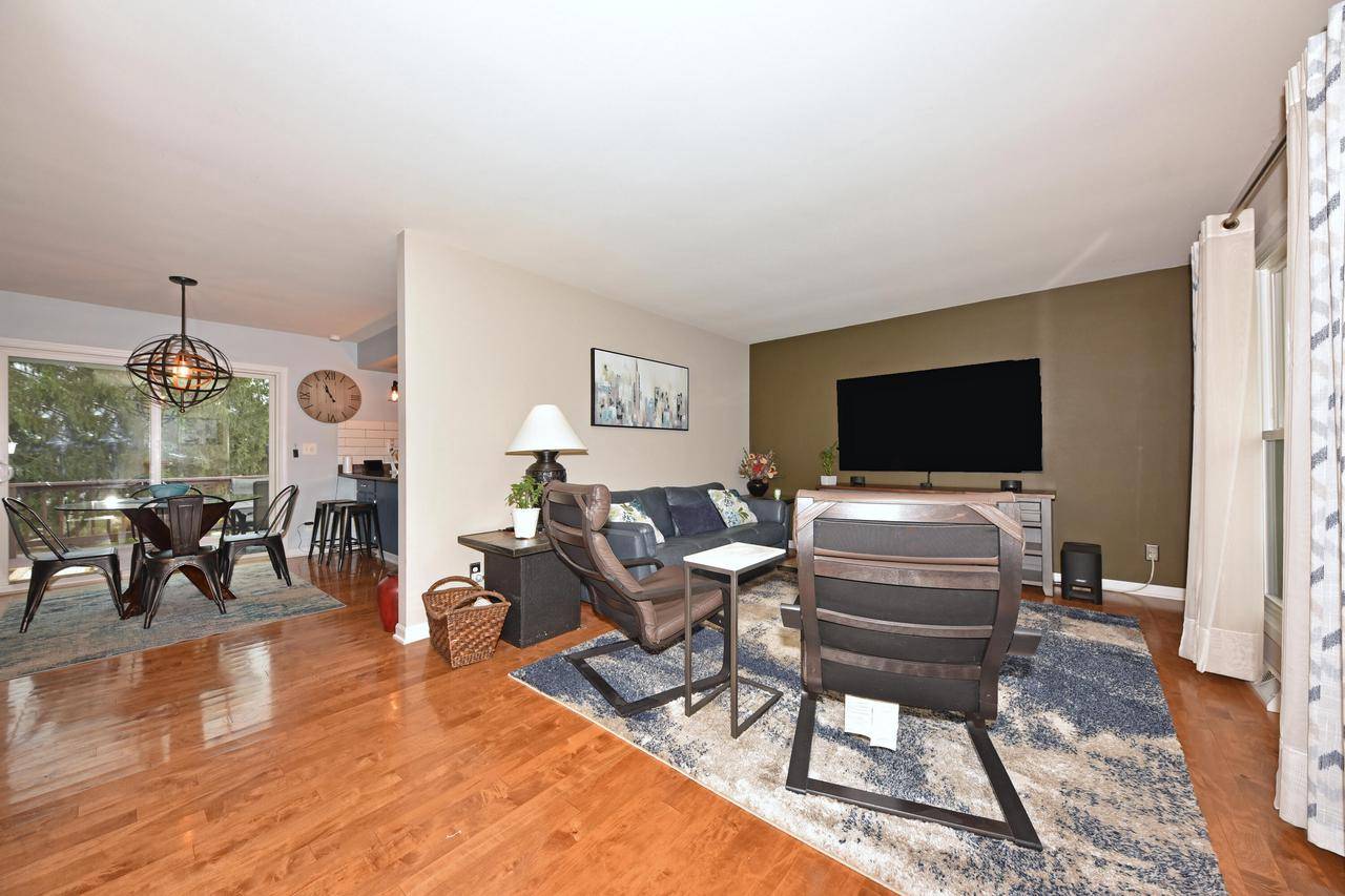 Sussex, WI 53089-3264,N69W23396 Salem COURT W