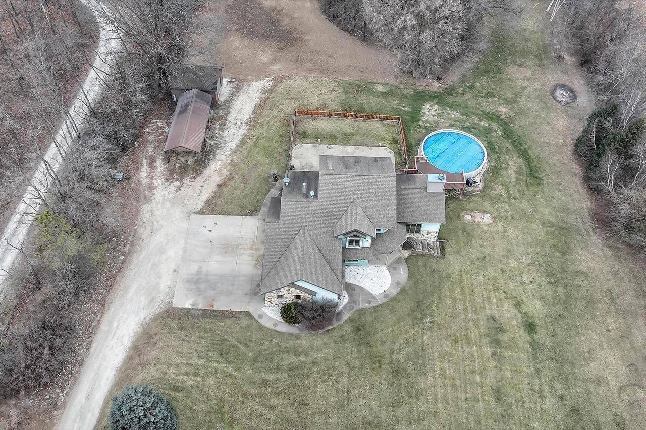 Elkhorn, WI 53121-4041,W3986 Potter ROAD