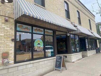 Lake Geneva, WI 53147-2002,120 Broad STREET