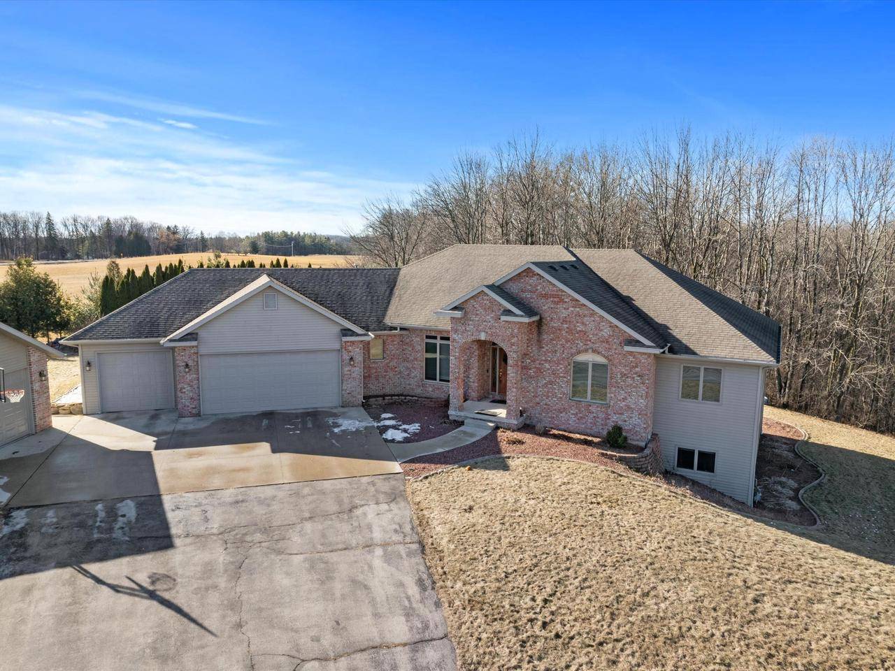 Manitowoc, WI 54220,3201 Rolling Hills DRIVE