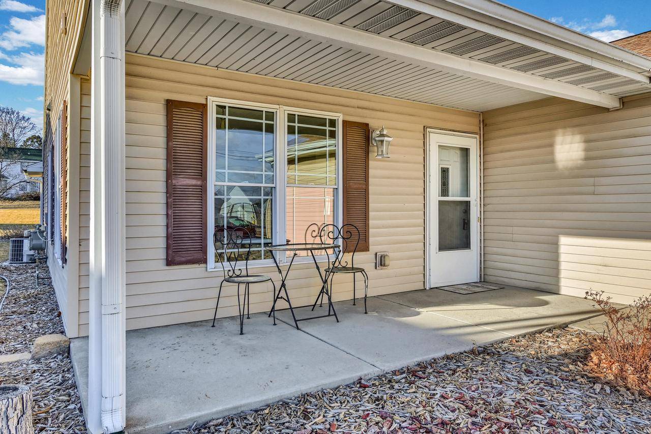 Lake Mills, WI 53551,651 Owen STREET