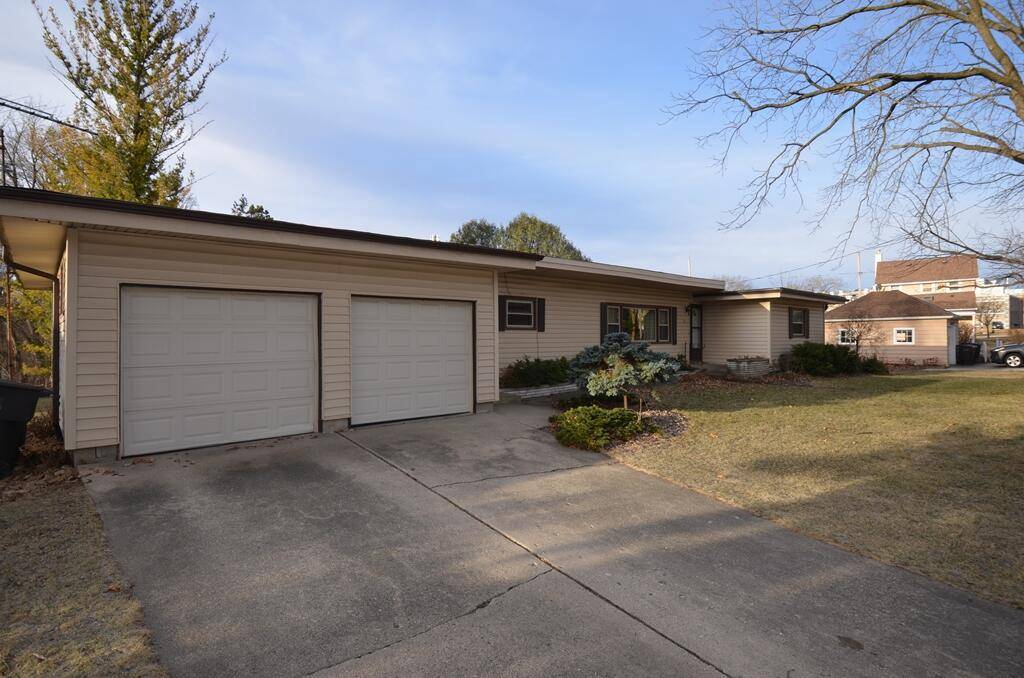 Whitewater, WI 53190,633 W Starin ROAD