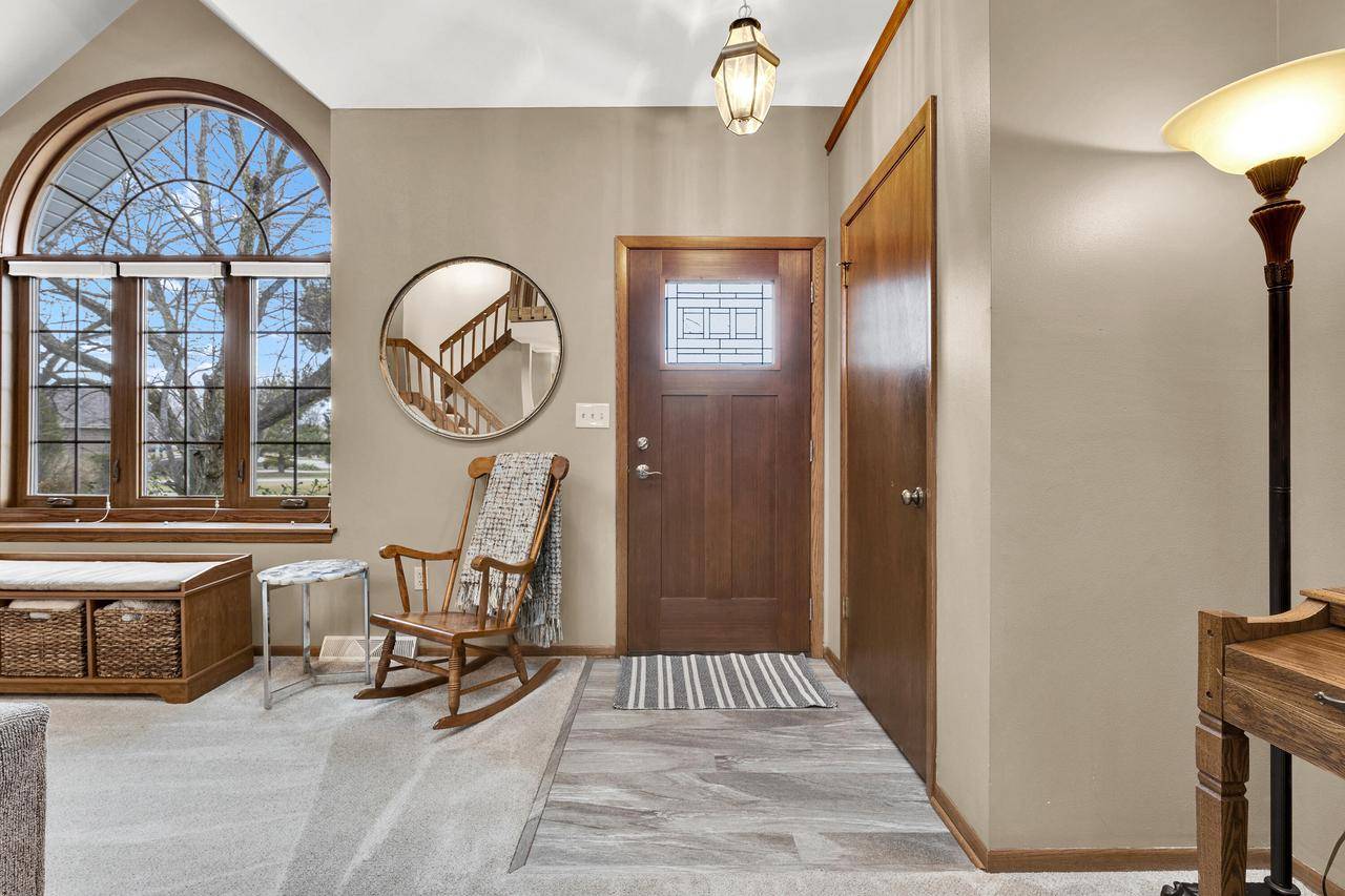 Muskego, WI 53150-8149,S86W19715 Greenhaven CT