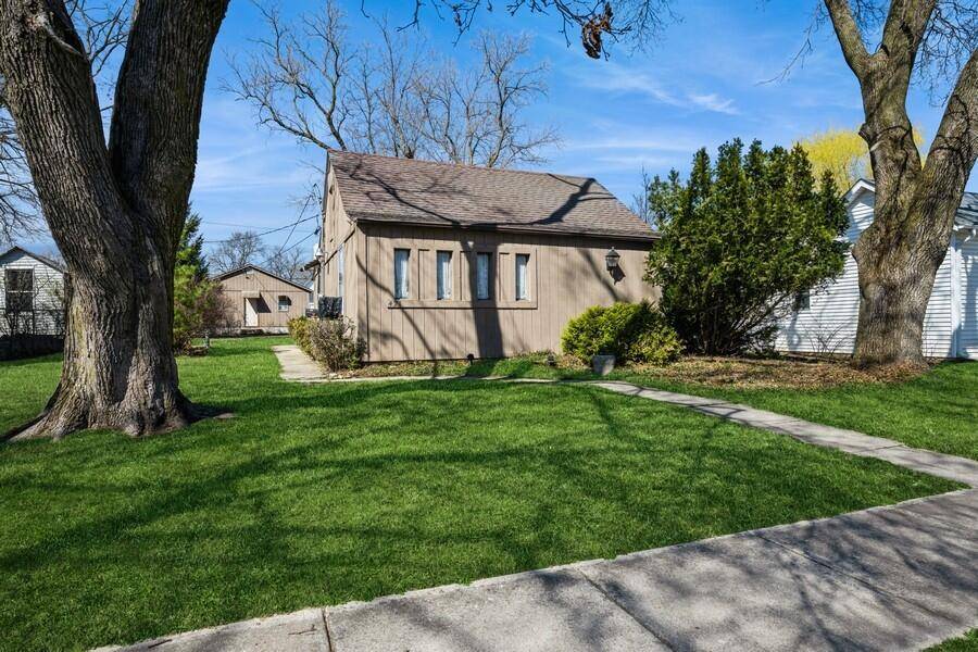 Lake Geneva, WI 53147,421 Water STREET