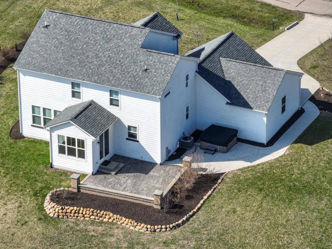 Lake Geneva, WI 53147-0000,N1470 Meadow Ridge LANE