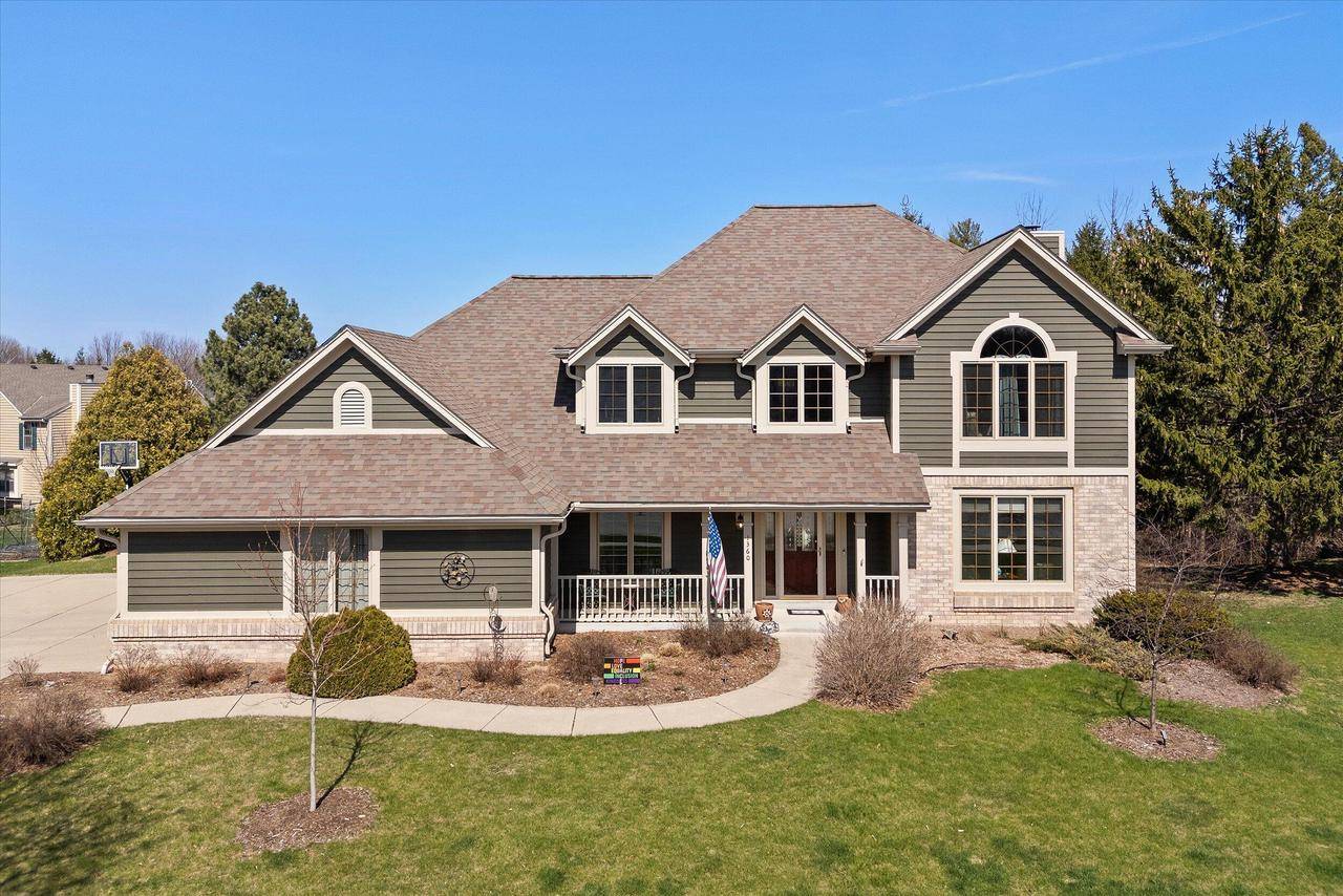 Grafton, WI 53024,1360 Dove LANE