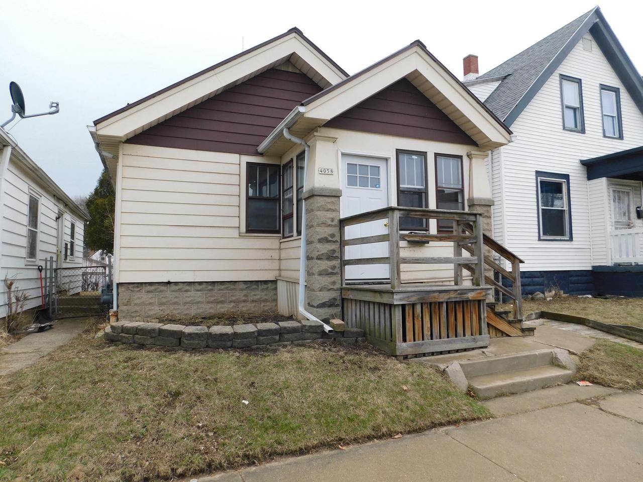 Milwaukee, WI 53209,4058 N 7th STREET