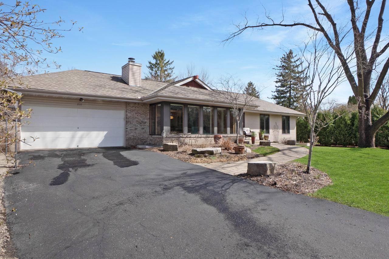 Oconomowoc, WI 53066-2239,668 Poppy STREET