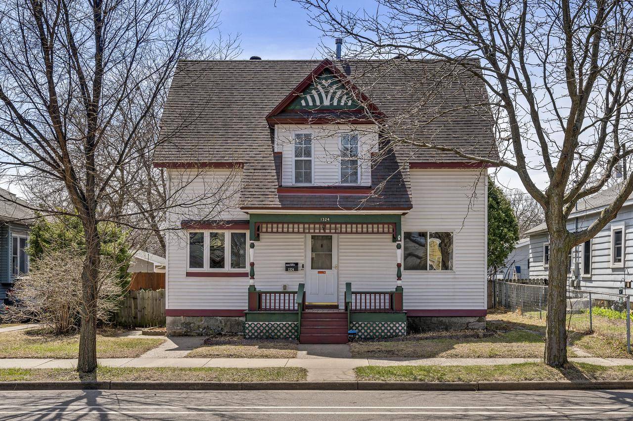La Crosse, WI 54601,1324 Jackson STREET
