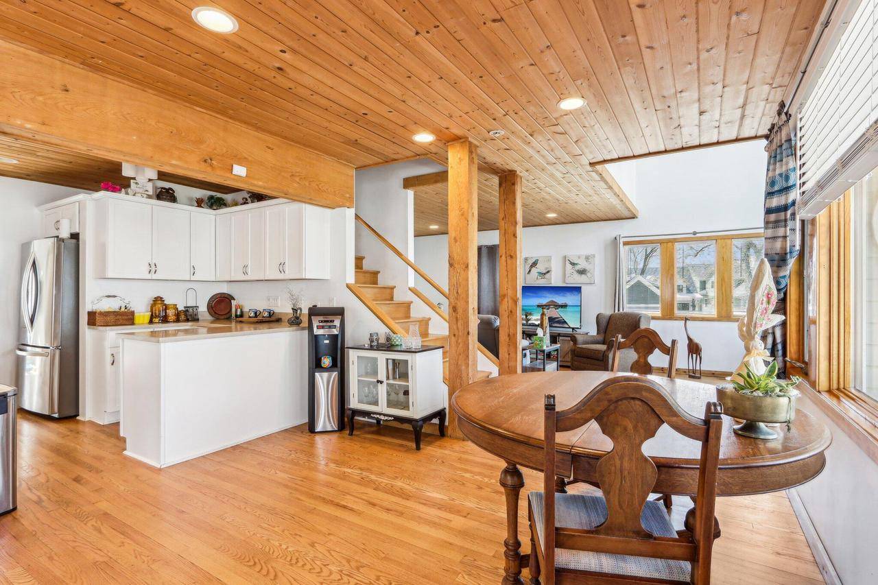 Twin Lakes, WI 53181-9561,141 W Park DRIVE