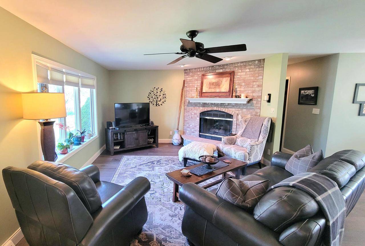 Franksville, WI 53126-9487,9009 Meadow Park LANE