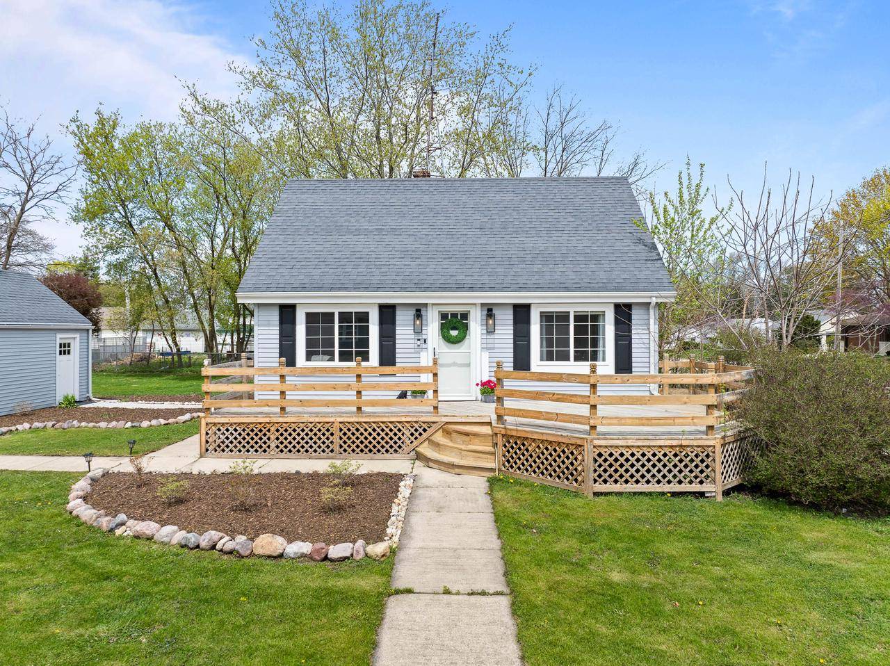 Elkhorn, WI 53121,112 E Page STREET