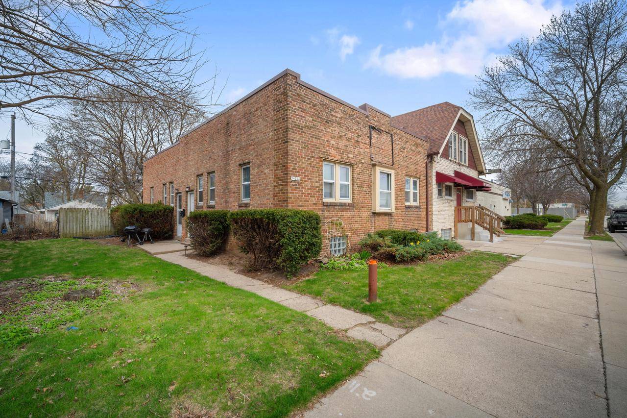 Milwaukee, WI 53207,3423 S Clement AVENUE