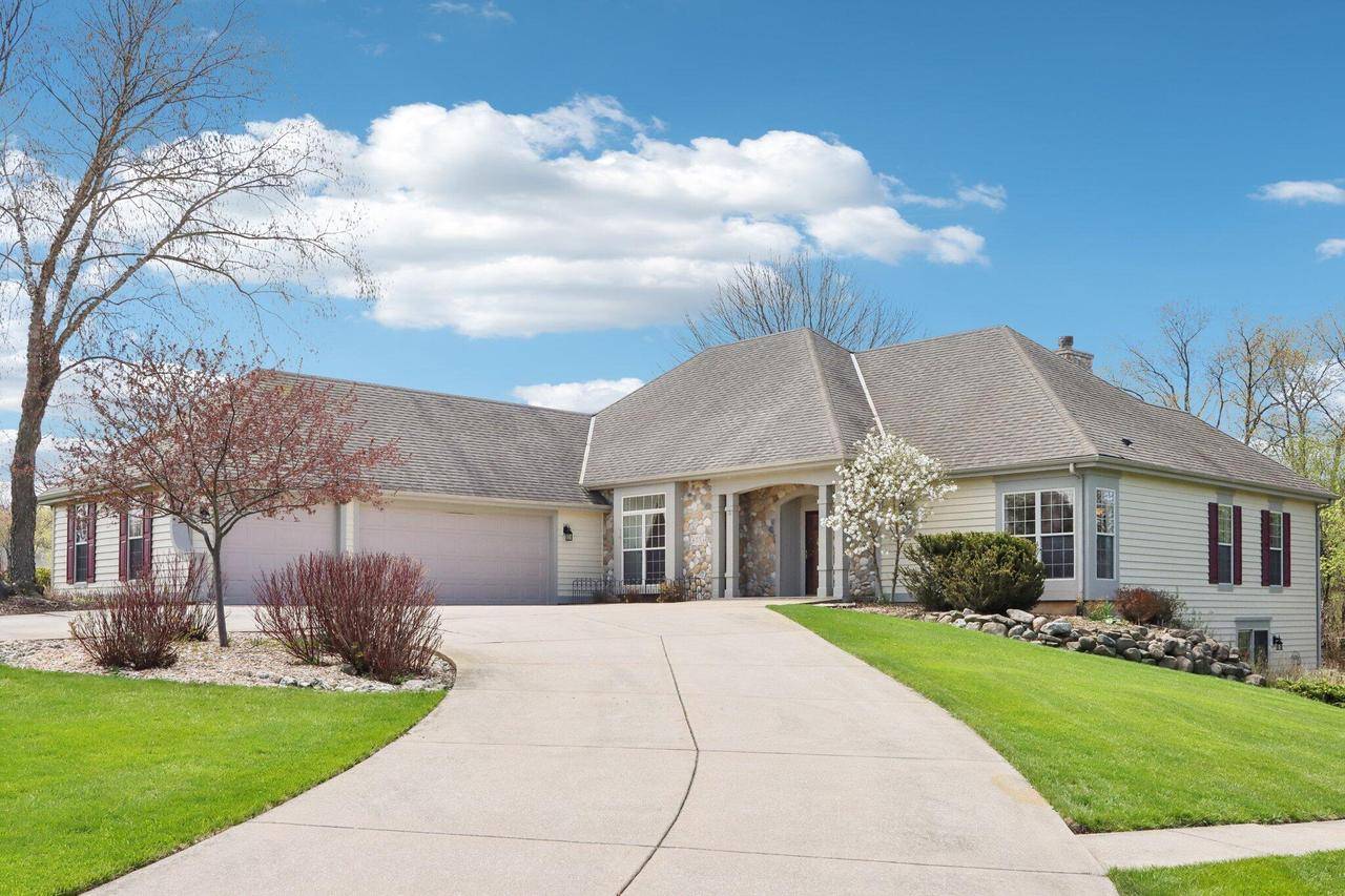 Colgate, WI 53017-9100,655 Moraine COURT