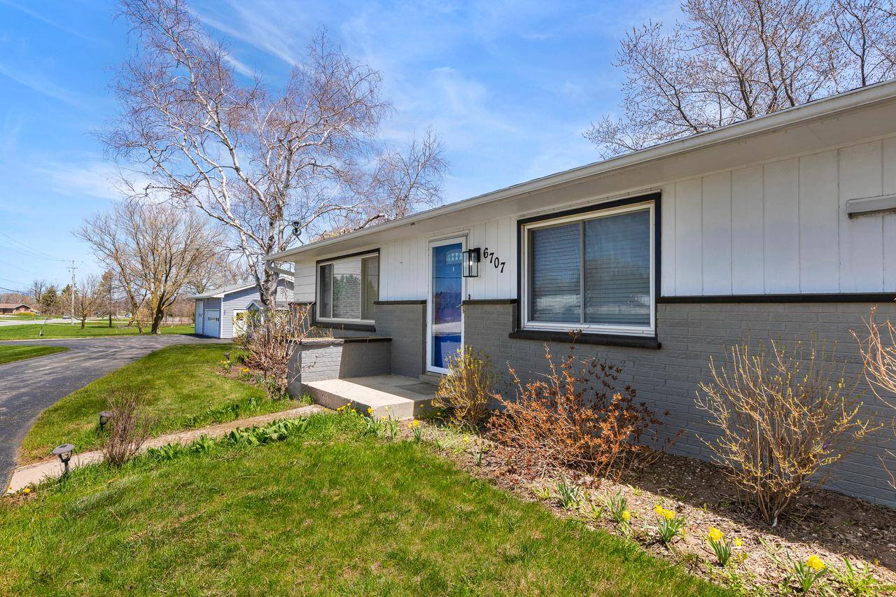 Sheboygan, WI 53081-8990,6707 S Business DRIVE