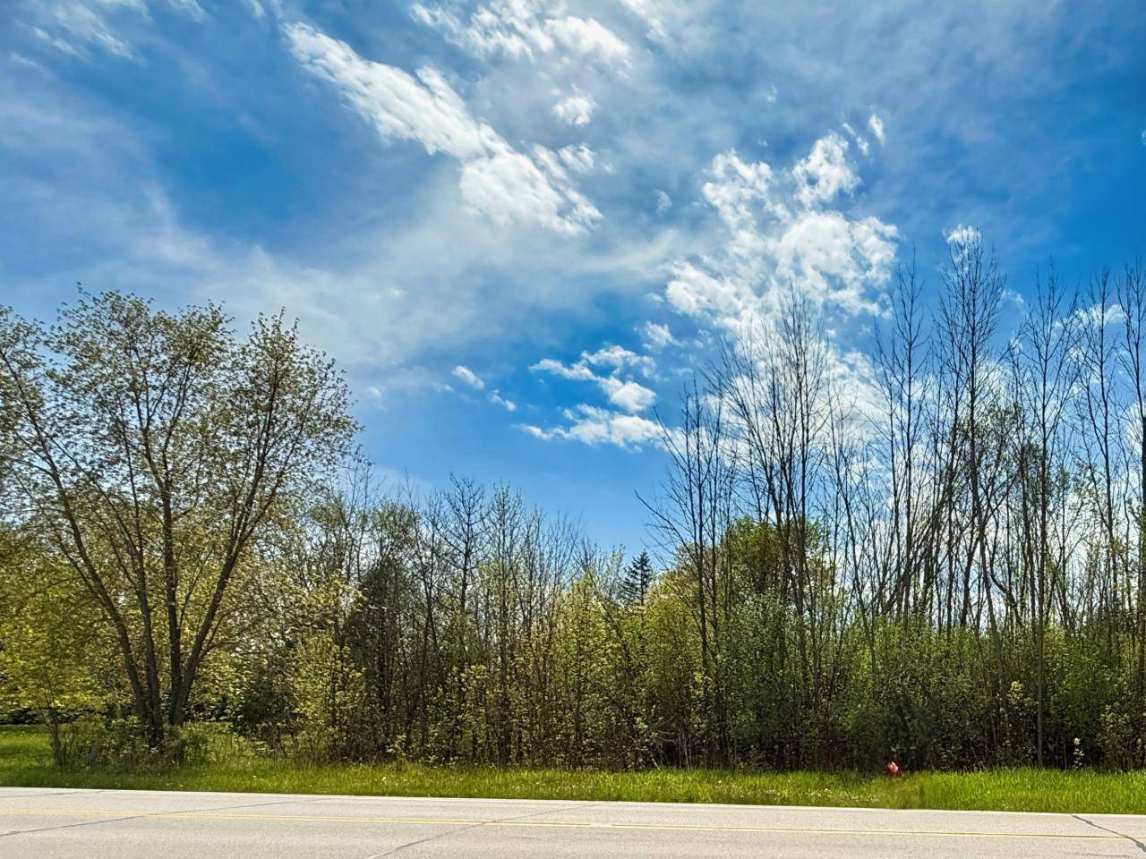 Mequon, WI 53092-0000,11025 N RANGE LINE ROAD