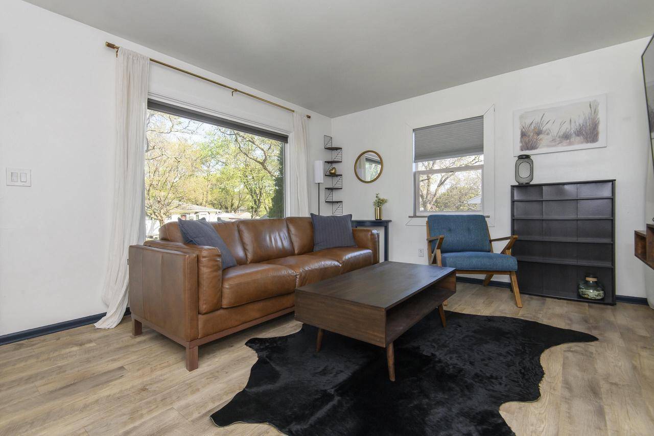 Waukesha, WI 53188,2114 N Bel Ayr DRIVE
