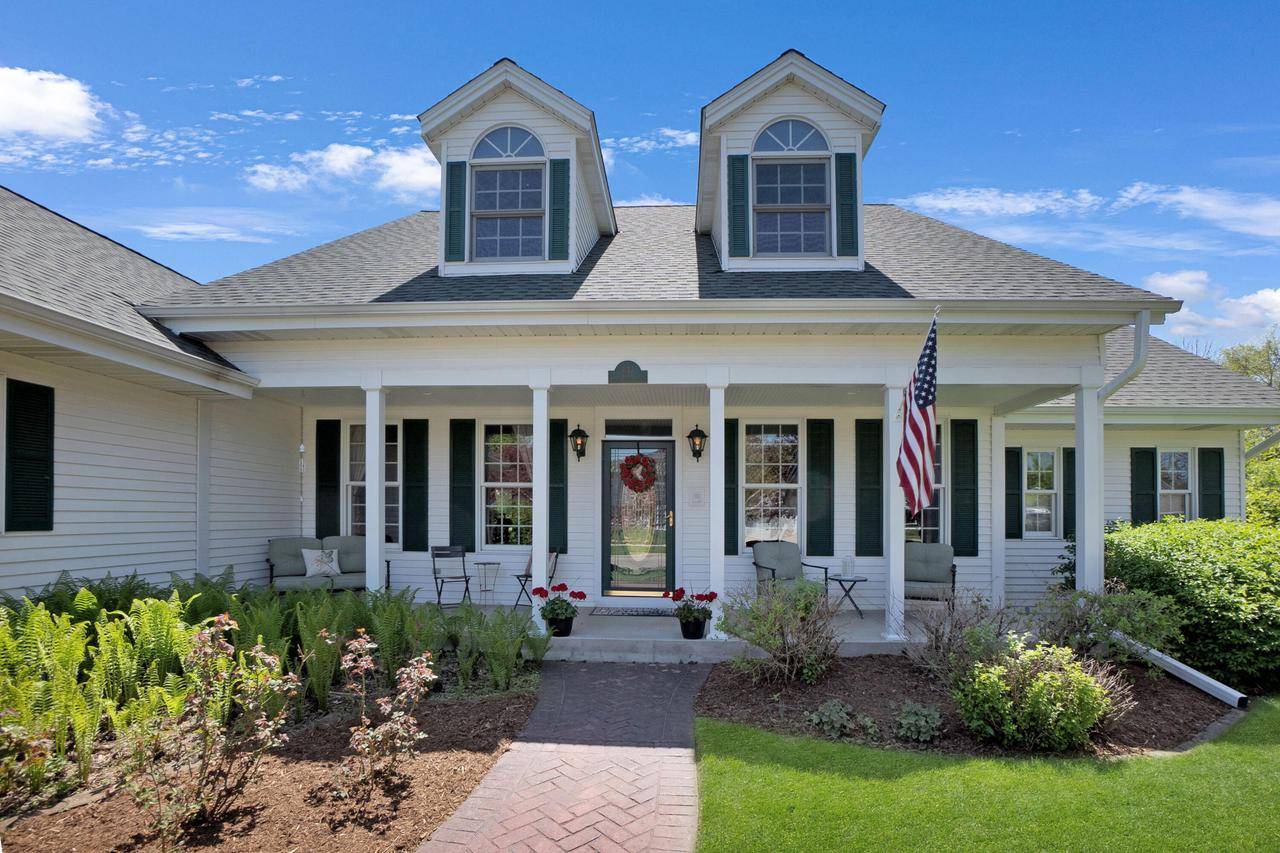 Oconomowoc, WI 53066-1704,647 Lake Bluff DRIVE