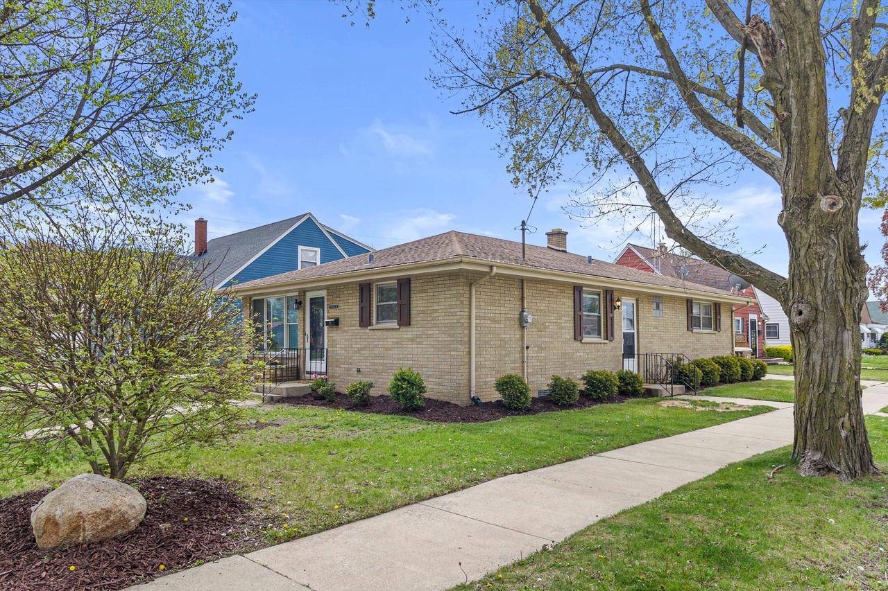 Kenosha, WI 53143-5751,2317 79th STREET