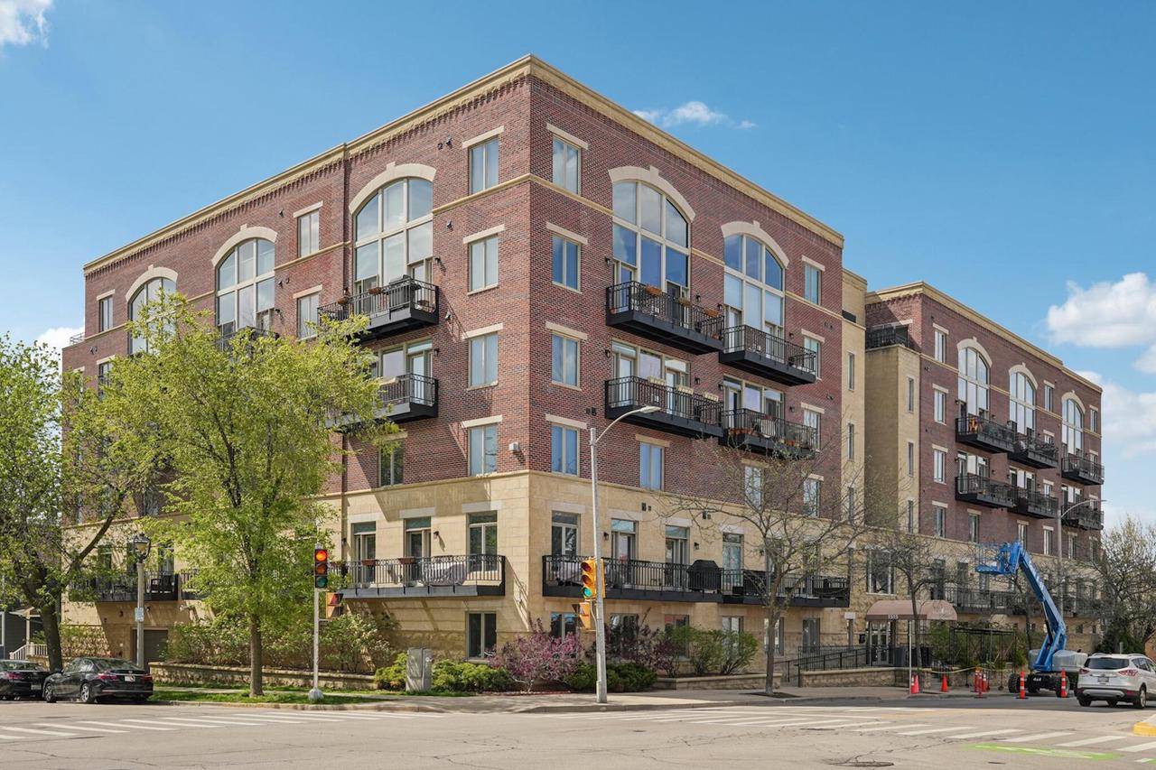 Milwaukee, WI 53202-2097,1515 N Van Buren STREET #507